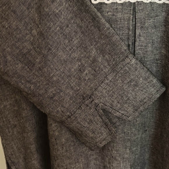 Jones New York Charcoal Blouse with White Accents - Picture 7 of 12